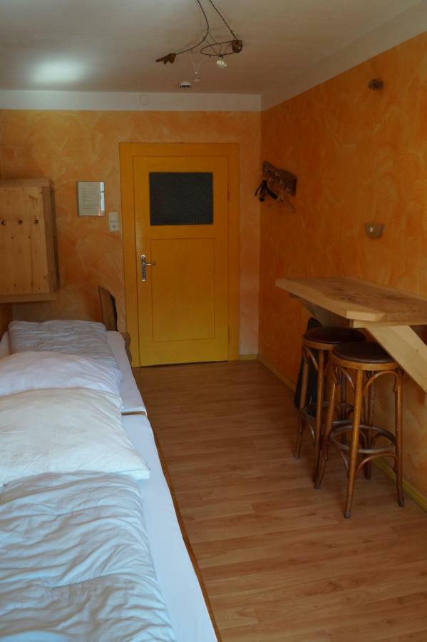 Schiff Bihlerdorf - Hostel Exterior photo